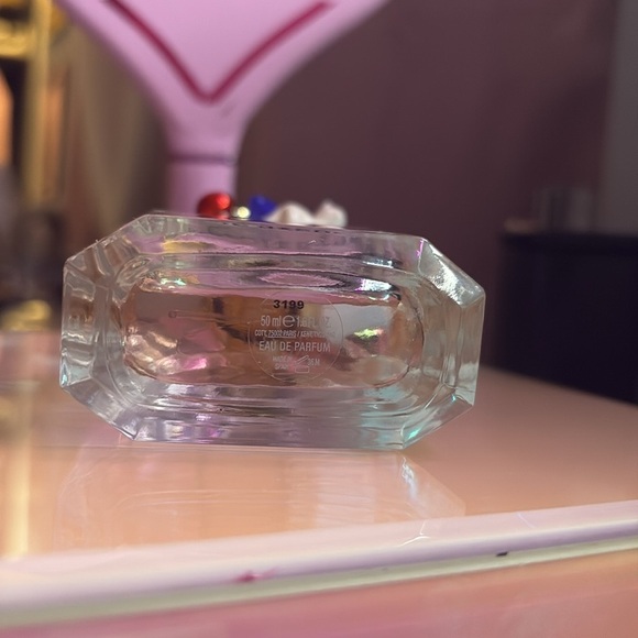 Marc Jacobs PERFECT Perfume 1.8 oz - Picture 3 of 3